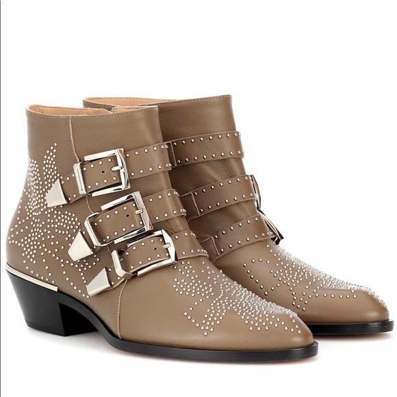 Chloe Shoes - SALE NWT Chloé Susanna studded leather boots